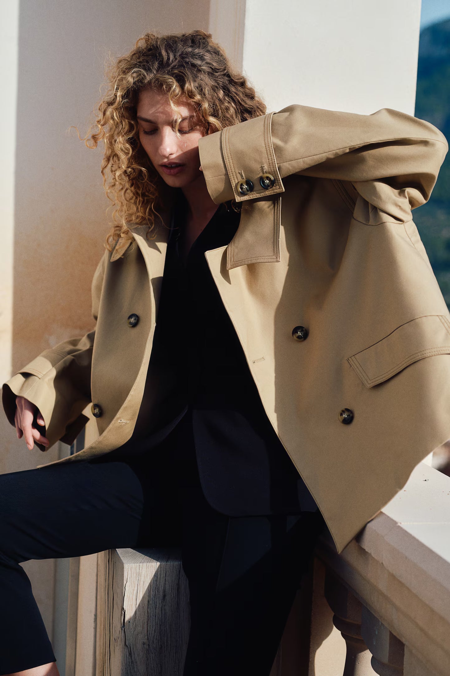 Iris Short Trench