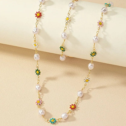 Floral Pearl Necklace