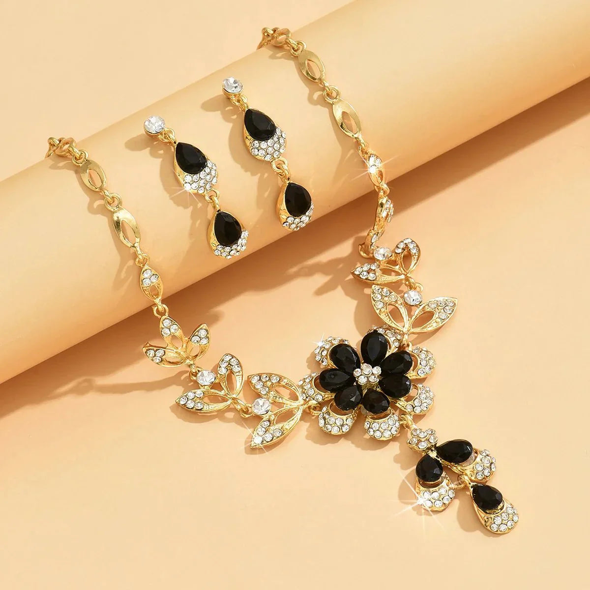 Floral Diamond Jewellery Set